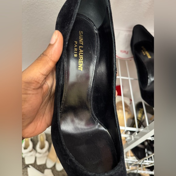 NWOB Saint Laurent Velvet Pumps ✨ - Picture 8 of 8